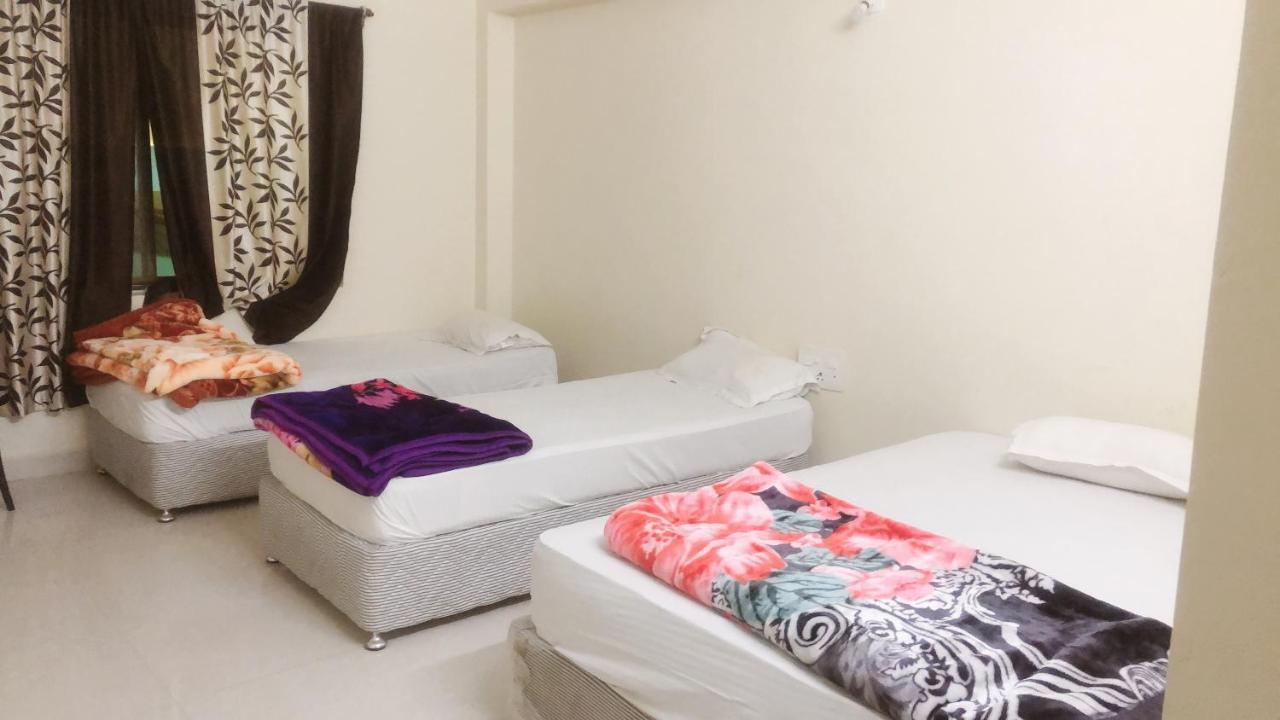 Lotus Residency Hotel Бодх Гая Екстериор снимка
